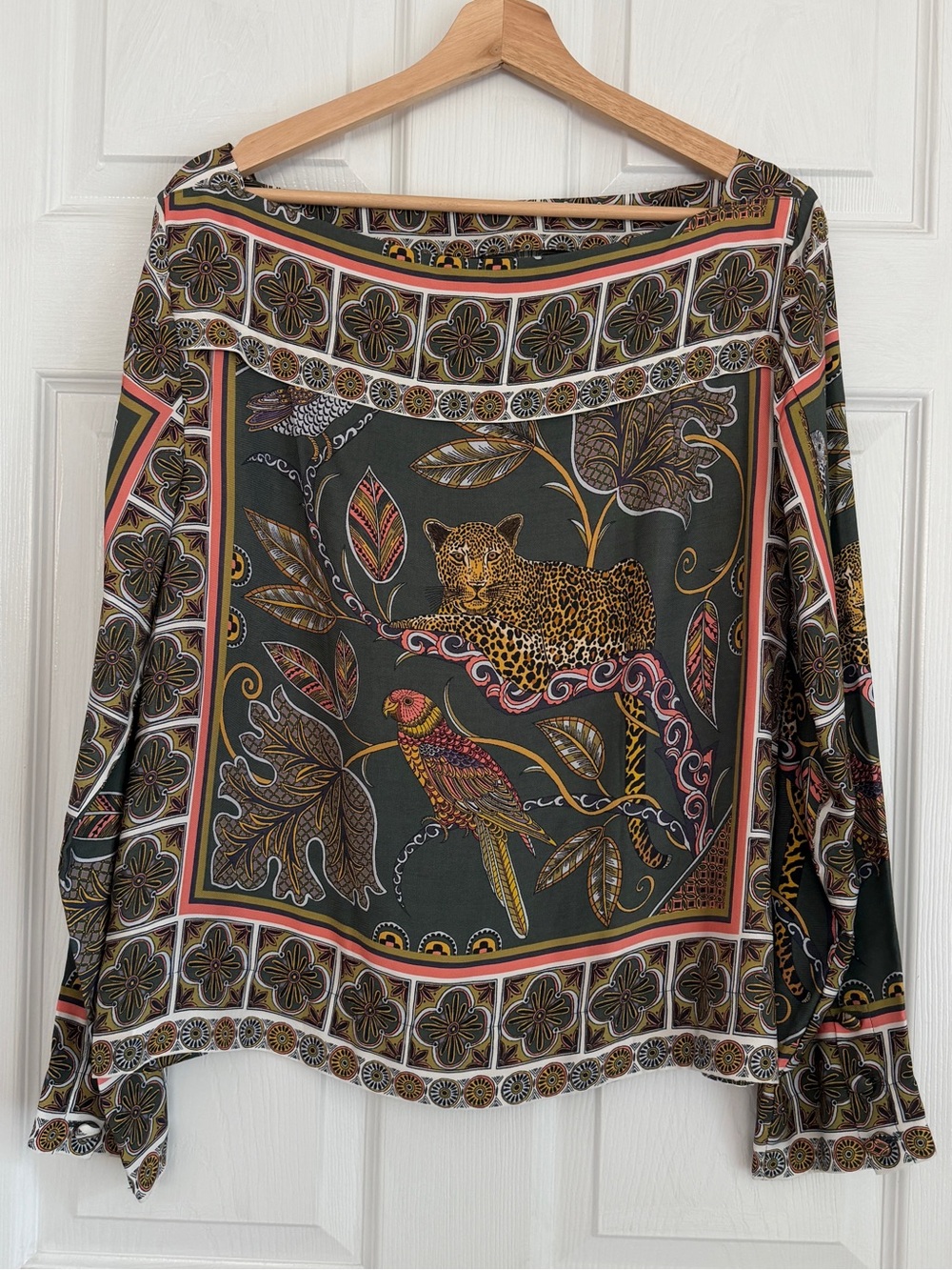 J. Crew Dark Green Botanical Leopard & Parrot Print Long-Sleeve Top Sz M NWOT